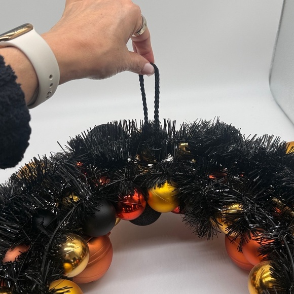Halloween Shatterproof Ornament Orange Black Gold Shiny Wreath Festive Spooky - Picture 10 of 11